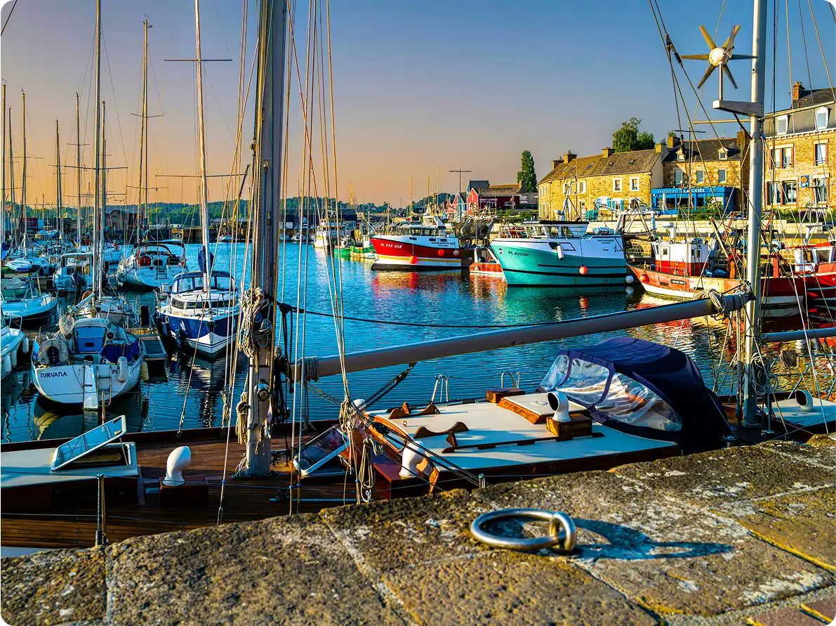 illustration port de paimpol près de nos gîtes à plouha